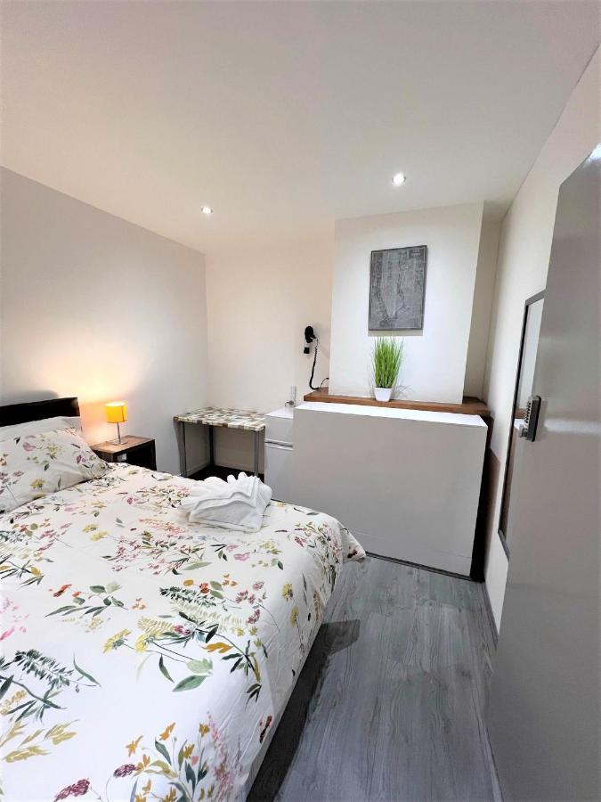 לונדון Stepney Green Beds To Stay 24 מראה חיצוני תמונה