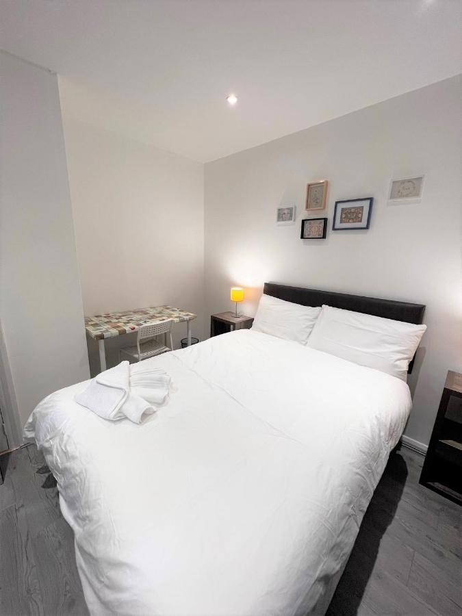 לונדון Stepney Green Beds To Stay 24 מראה חיצוני תמונה
