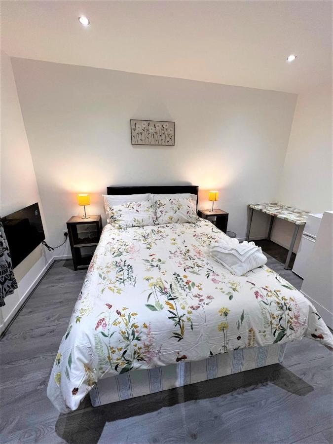 לונדון Stepney Green Beds To Stay 24 מראה חיצוני תמונה