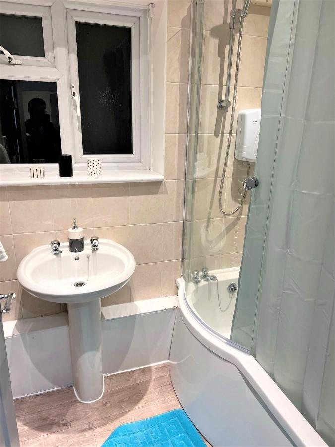 לונדון Stepney Green Beds To Stay 24 מראה חיצוני תמונה