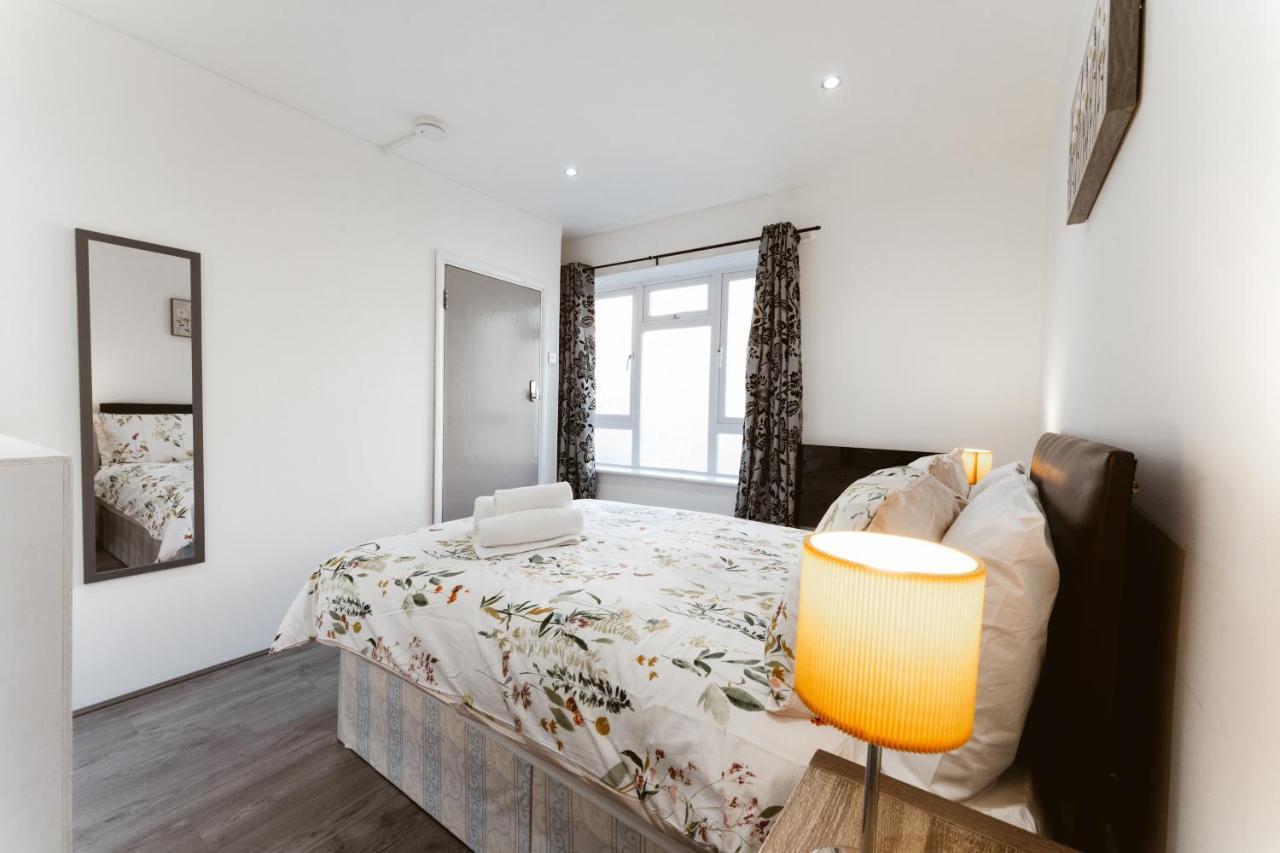 לונדון Stepney Green Beds To Stay 24 מראה חיצוני תמונה